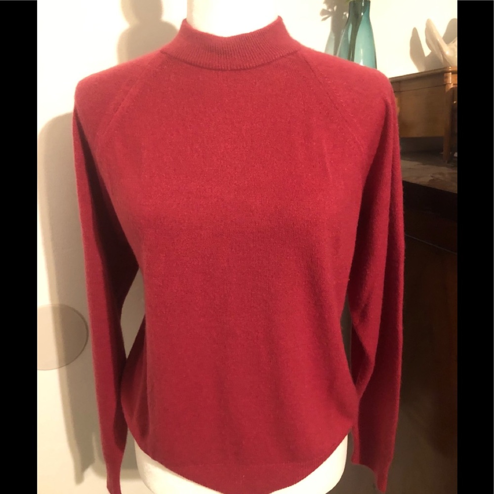 Vintage Rose pink mock neck sweater. Size M